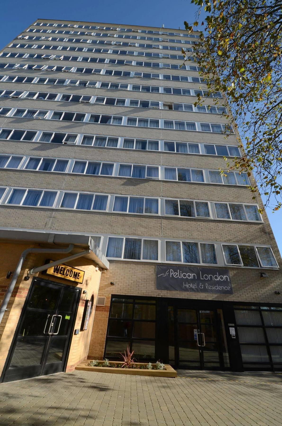 Pelican London Hotel And Residence Екстериор снимка